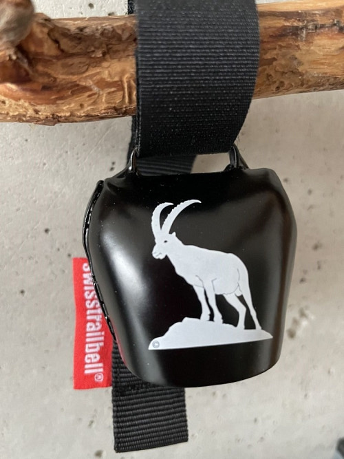 swisstrailbell Bikeglocke schwarz Steinbock weiss Band schwarz