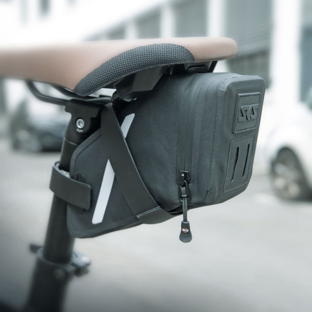 SKS Satteltasche Trail Saddle Bag M 900 ml mit Klettverschluss schwarz
